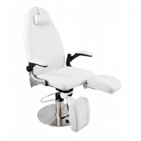 ALCOR white podiatry chair