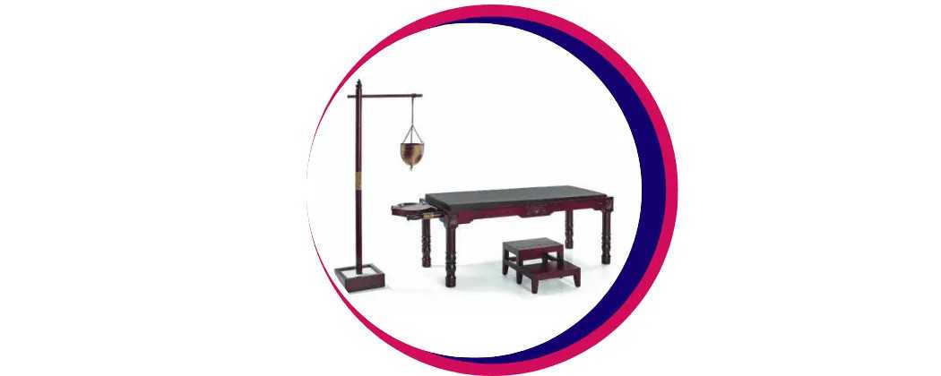 Mesa de Massagem Ayurvédica – Conforto e Tradição